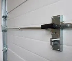 Apopka Lock And Locksmith Apopka, FL 407-549-5042 - 17aa-Garage-Door-Locks