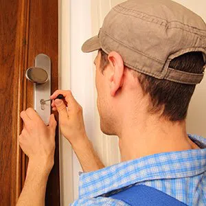 Apopka Lock And Locksmith Apopka, FL 407-549-5042 - 19a-lock-opening