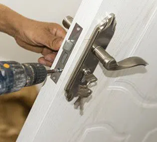 Apopka Lock And Locksmith Apopka, FL 407-549-5042 - 5a-Change-Locks