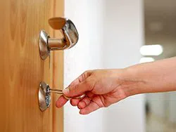 Apopka Lock And Locksmith Apopka, FL 407-549-5042 - locksmith-service-1